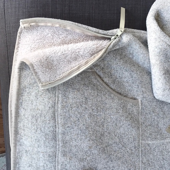 Thread & Supply loose fit hoodie SZ Small - Picture 6 of 7